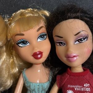 Bratz Dolls Set with Stylish Outfits
